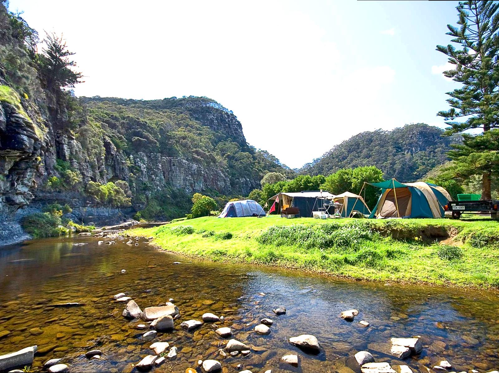 arteatlas | Cumberland River: Picturesque Stop on the Great Ocean Road